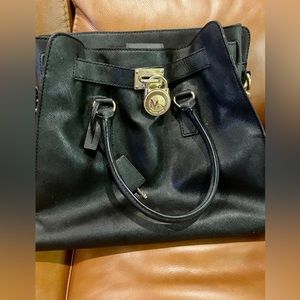 Black Saffiano Leather Michael Kors Hamilton bag